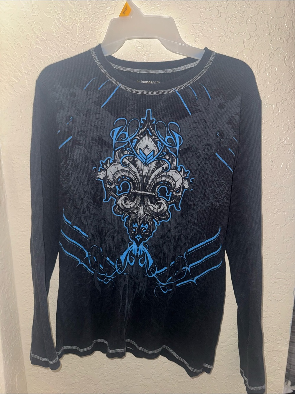 No Boundaries Black Thermal Tee with Blue Fleur Graphic